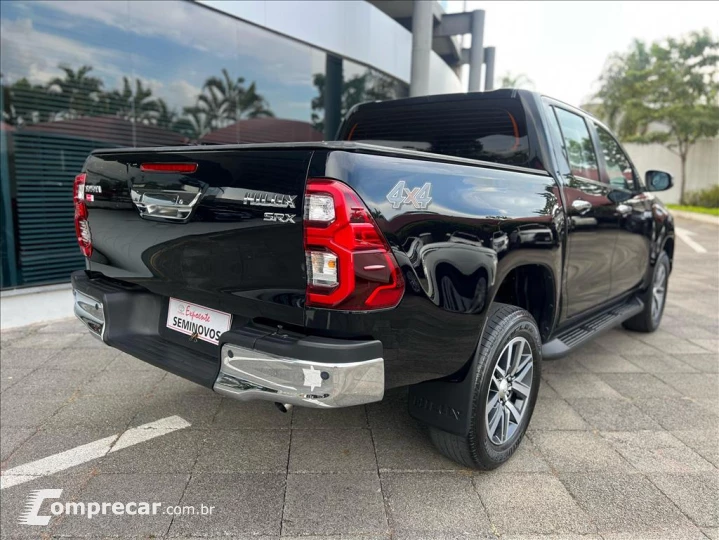 HILUX 2.8 D-4D TURBO DIESEL CD SRX 4X4 AUTOMÁTICO