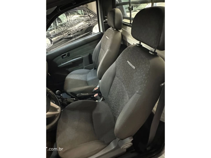 STRADA 1.4 MPI FREEDOM CS 8V FLEX 2P MANUAL