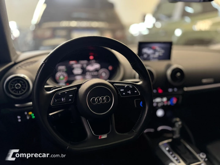 A3 2.0 TFSI Sedan Performance Black