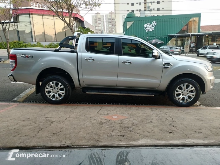 Ranger 3.2 20V XLT 4X4 CABINE DUPLA TURBO DIESEL AUTOMÁTICO