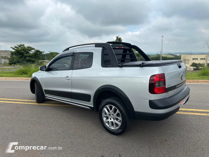 SAVEIRO 1.6 Cross CD 16V