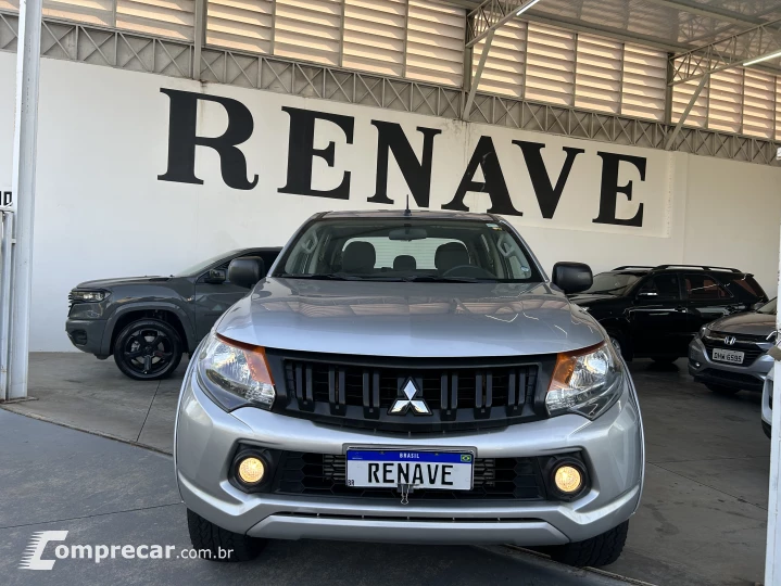 L200 TRITON 2.4 16V Turbo Sport GL CD 4X4