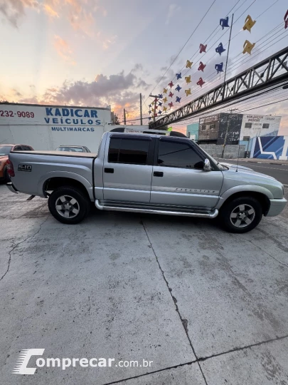 S10 2.4 MPFI EXECUTIVE 4X2 CD 8V FLEX 4P MANUAL