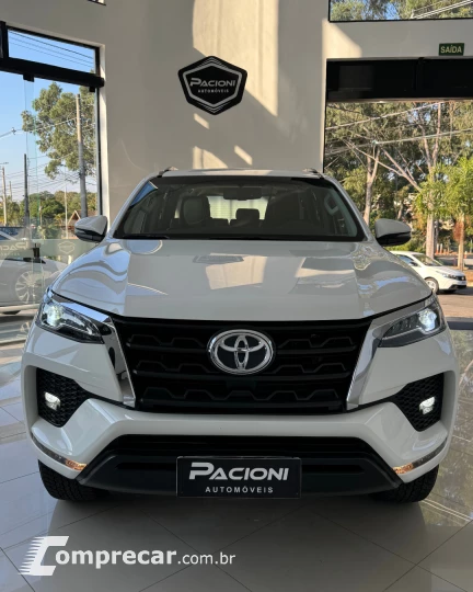 HILUX SW4 2.7 SRV 7 Lugares 4X2 16V