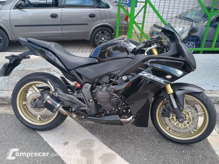 CBR 600F