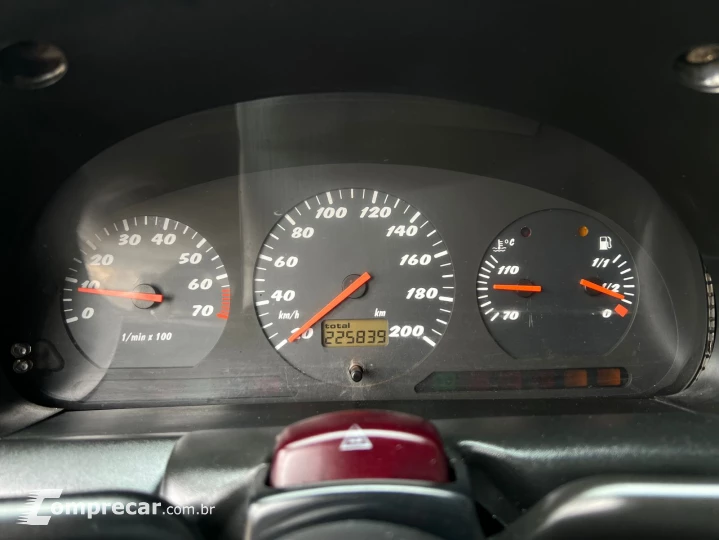 GOL 1.6 MI Star 8V