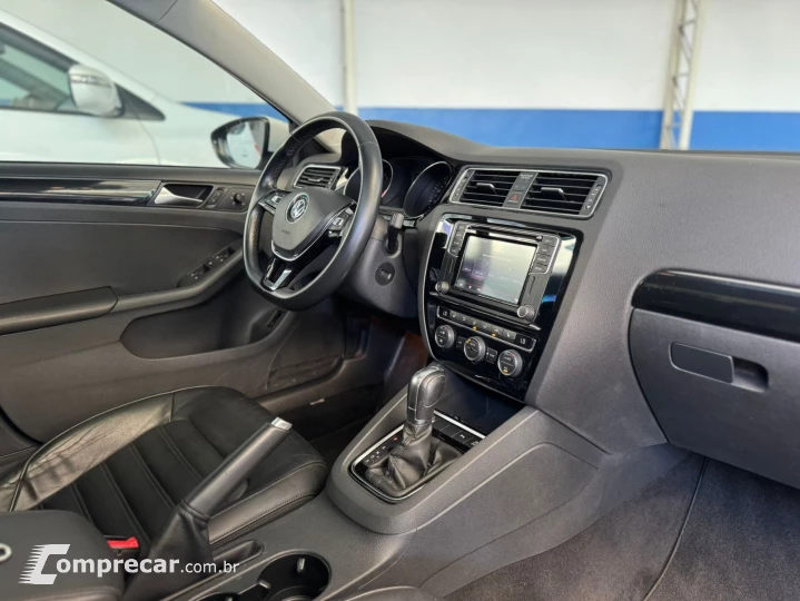 JETTA 2.0 TSI Highline 211cv