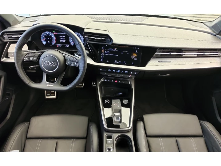 A3 2.0 40 TFSI MHEV SEDAN PERFORMANCE BLACK S-TRONIC
