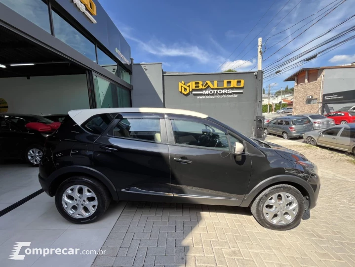 CAPTUR Life 1.6 16V Flex 5p Aut.