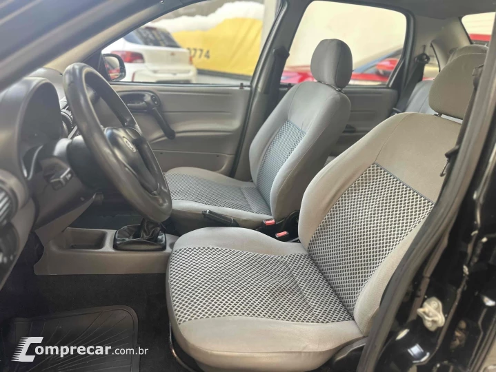 CORSA 1.0 MPFI CLASSIC SEDAN LIFE 8V FLEX 4P MANUAL