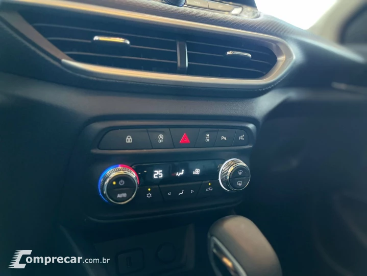 TRACKER 1.2 Turbo Premier