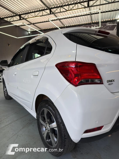 ONIX 1.4 MPFI LTZ 8V