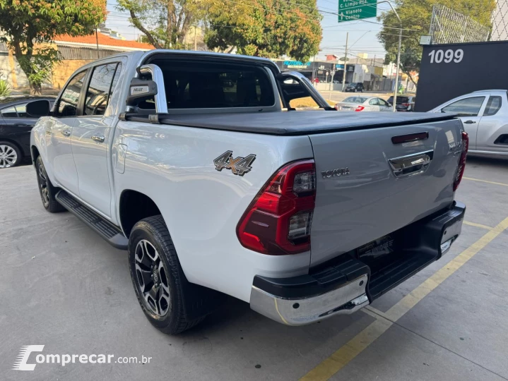 Hilux CD SRX 4x4 2.8 TDI 16V Diesel Aut.