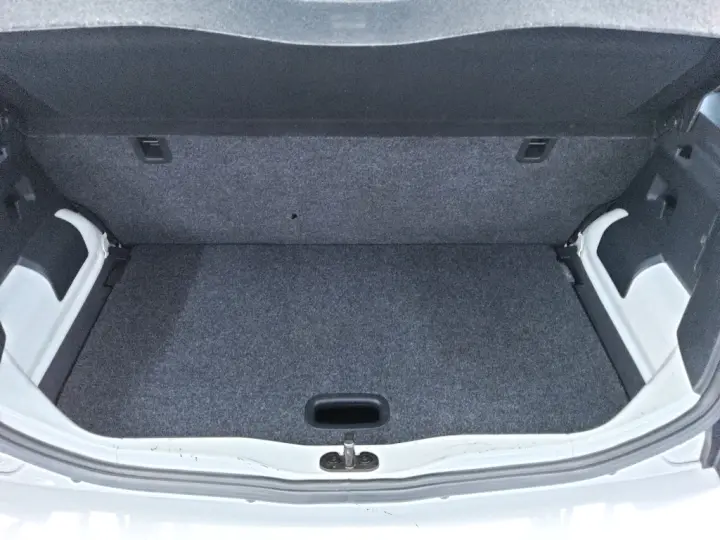 UP 1.0 TSI HIGH UP 12V FLEX 4P MANUAL