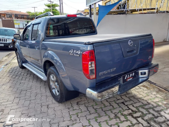 FRONTIER 2.5 XE 4X4 CD Turbo EL