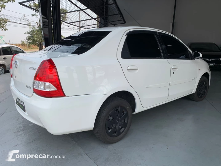 ETIOS 1.5 XS Sedan 16V