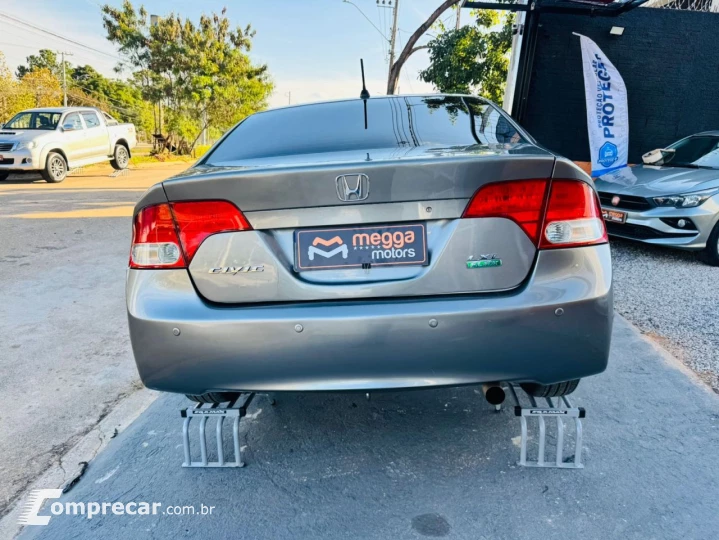 CIVIC 1.8 LXL 16V