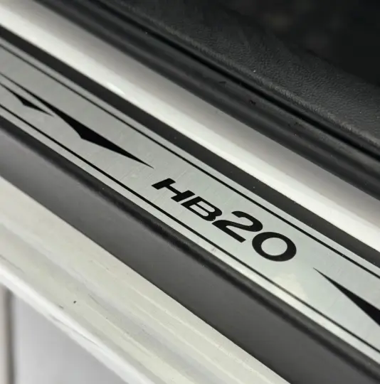 HB20S 1.0 Comfort Plus 12V