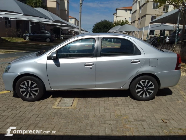 ETIOS 1.5 Platinum Sedan 16V