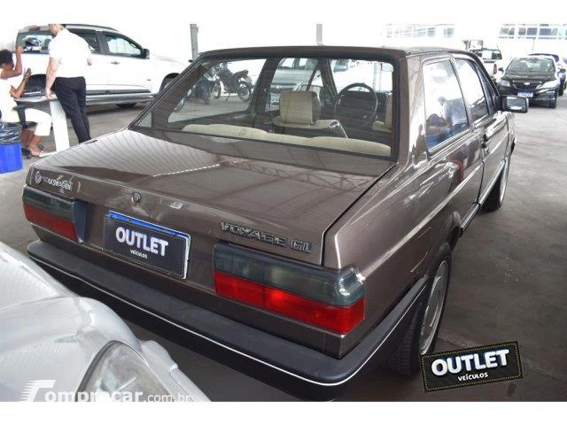 VOYAGE 1.8 GLS 8V ÁLCOOL 2P MANUAL