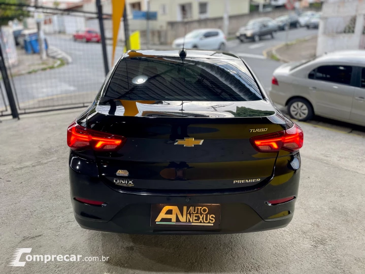 ONIX 1.0 Turbo Plus Premier