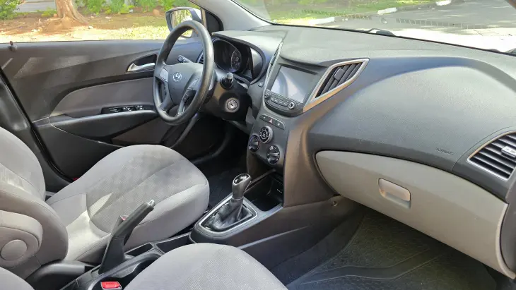 HB20S 1.6 Comfort Plus Automatico