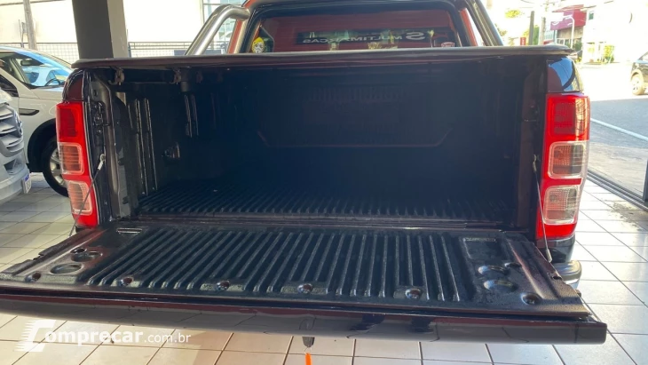 FORD RANGER 2.5 XLT 4X2 CD 16V