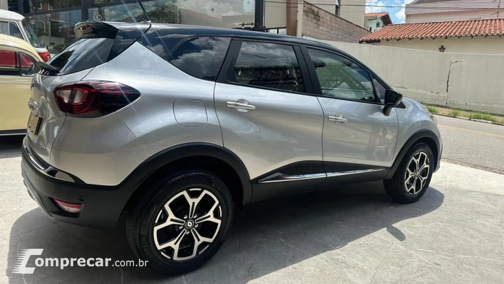 CAPTUR Iconic 1.3 TB 16V Flex 5p Aut.