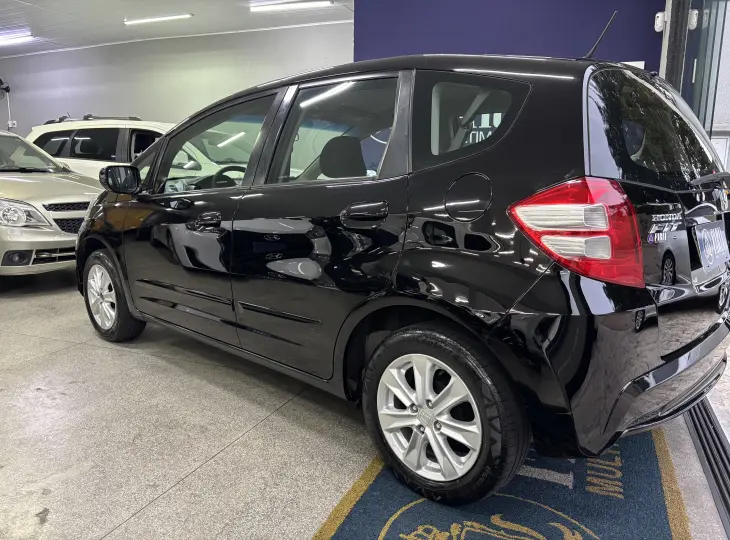 Fit LX 1.4/ 1.4 Flex 8V/16V 5p Mec.