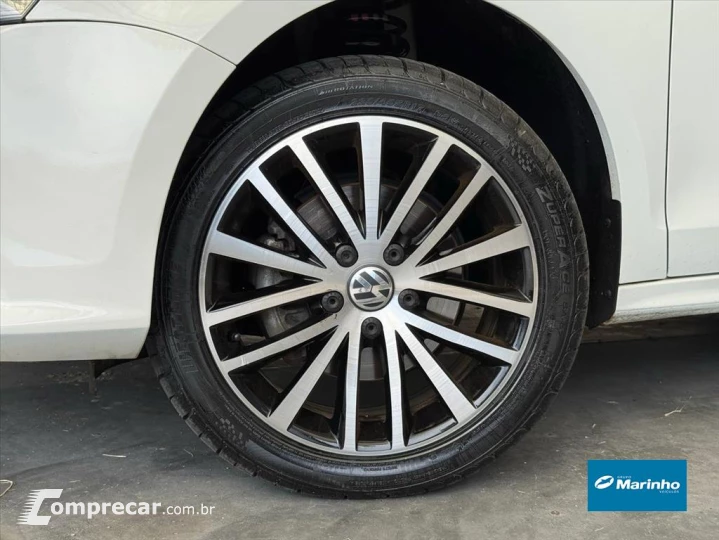 JETTA 1.4 16V TSI COMFORTLINE GASOLINA 4P TIPTRON