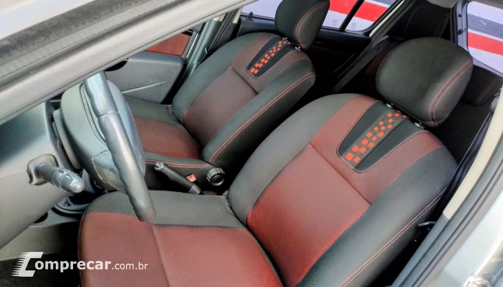 SANDERO STEPWAY Hi-Power 1.6 8V 5p