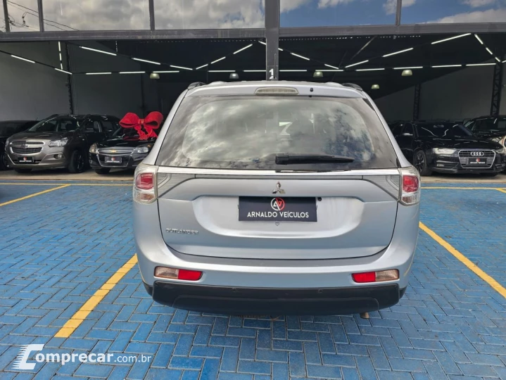 OUTLANDER 2.0 16V 160cv Aut.