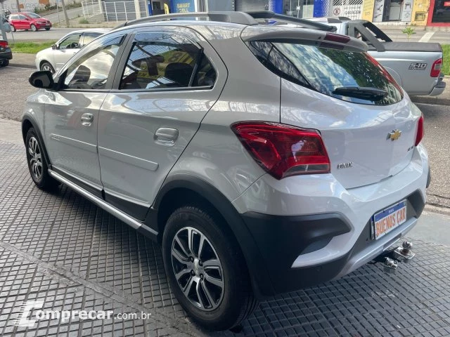 ONIX - 1.4 MPFI ACTIV 8V 4P AUTOMÁTICO