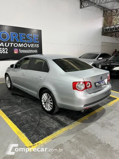 VOLKSWAGEN JETTA 2.5 I 20V 170CV