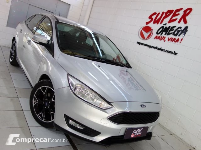 FOCUS SEDAN - 2.0 SE FASTBACK 16V 4P POWERSHIFT