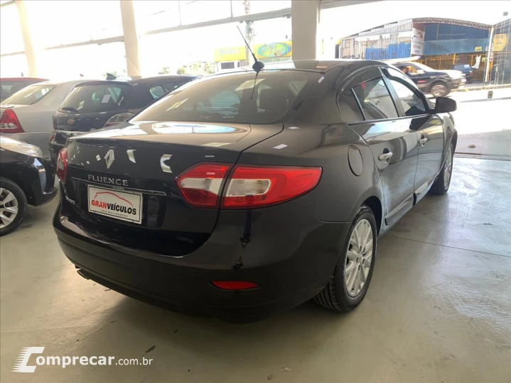 FLUENCE 2.0 DYNAMIQUE PLUS 16V FLEX 4P AUTOMÁTICO