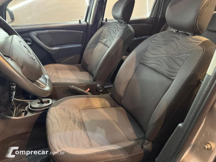 DUSTER TECHROAD 2.0 Hi-Flex 16V Aut.