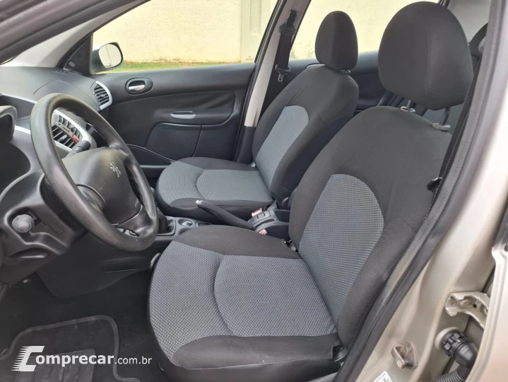 207 1.4 XR Passion 8V