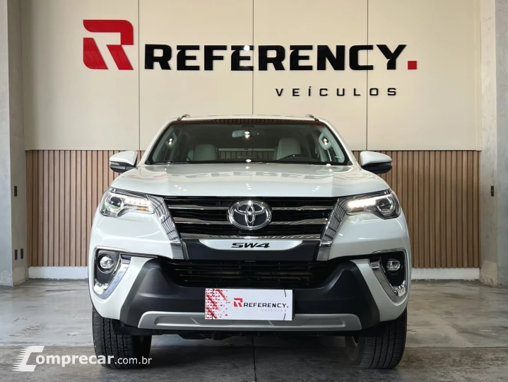 HILUX SW4 2.8 SRX DIAMOND 4X4 7 LUGARES 16V TURBO INTERCOOLE