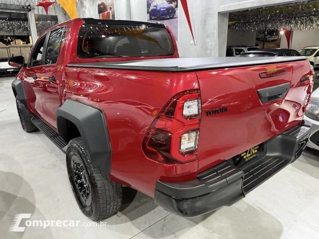 HILUX - 2.8 D-4D TURBO CD GR-S 4X4 AUTOMÁTICO