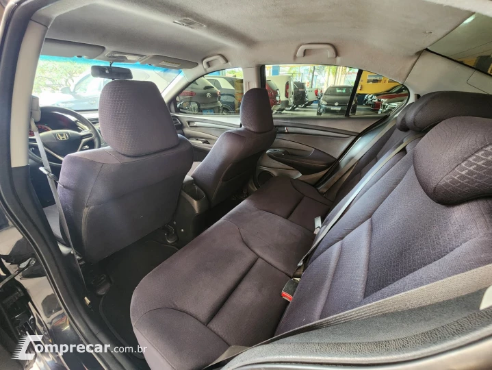 CITY 1.5 LX Sedan 16V