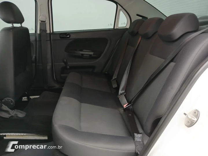 VOYAGE 1.0 12V MPI TOTALFLEX 4P MANUAL