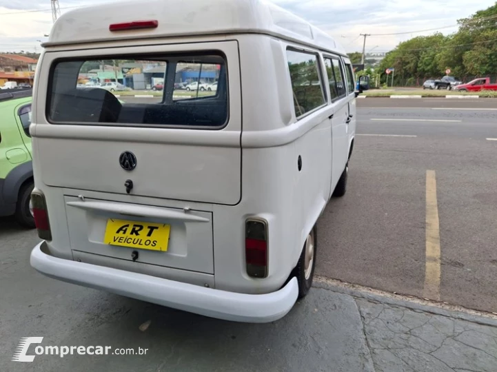 KOMBI