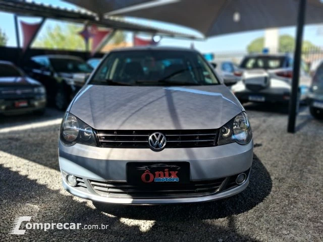 POLO SEDAN - 1.6 MI COMFORTLINE 8V 4P AUTOMATIZADO