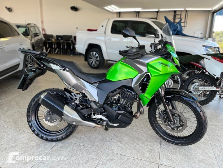 VERSYS-X 300