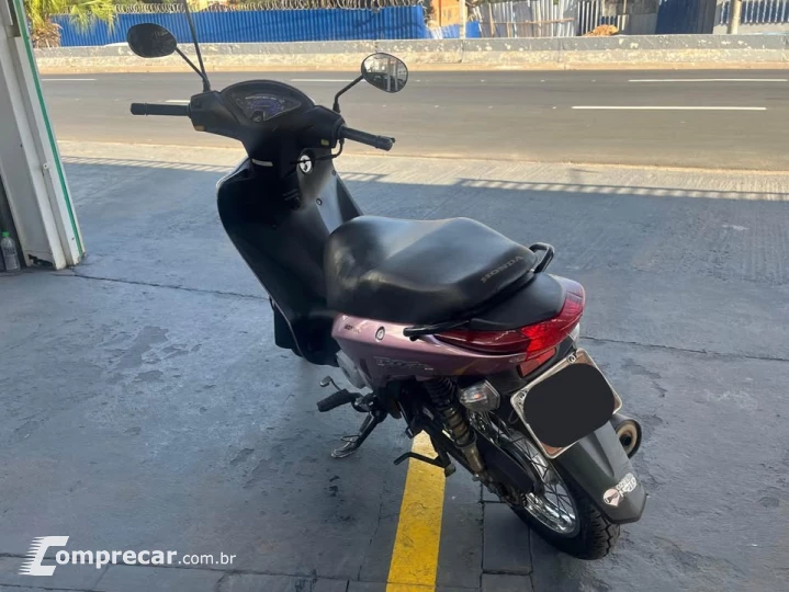 BIZ 125 ES