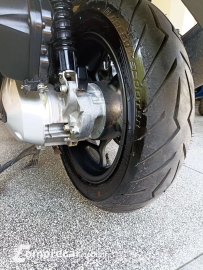 PCX 160 DLX