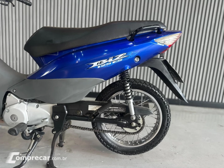 BIZ 125 ES