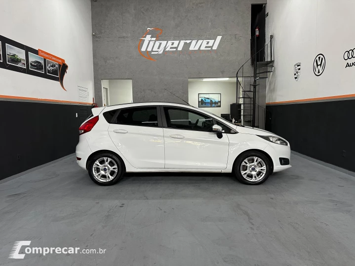 FIESTA 1.6 SE Plus Hatch 16V