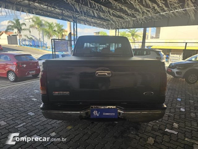 F-250 - 4.2 XLT 4X2 CS TURBO INTERCOOLER 2P MANUAL